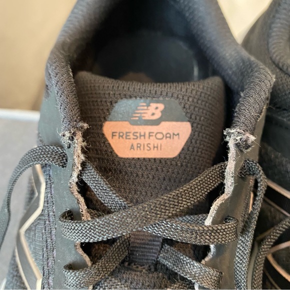 Women’s New Balance Fresh Foam Arishi v2 Running Shoe - size 8 - Picture 10 of 11